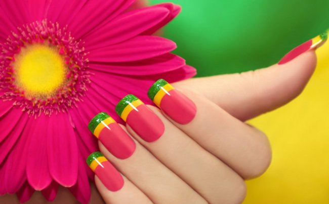 Разноцветный френч 💅 – 13 идей модного маникюра, фото на ногтях - «Мода и красота»