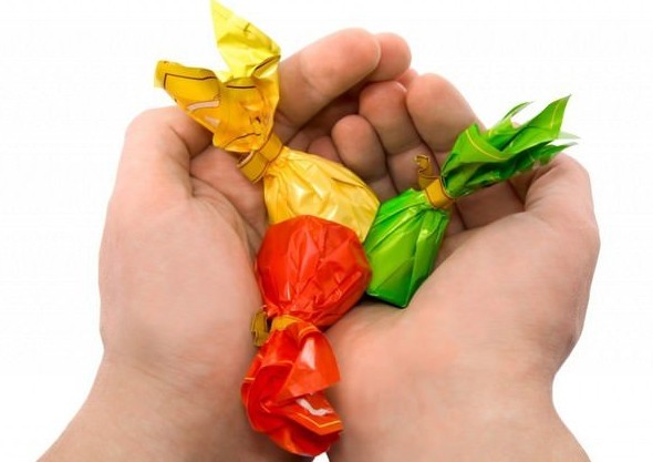 Приснились шоколадные конфеты — популярные толкования - «Сонник»