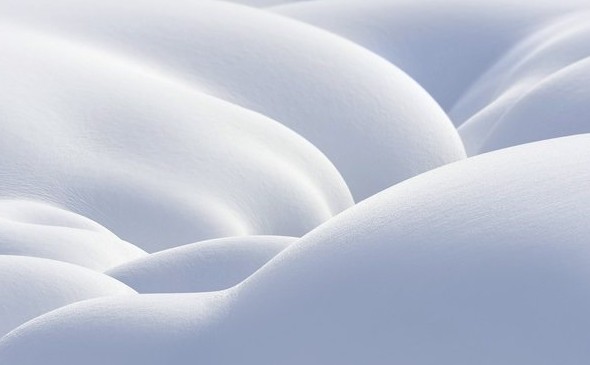 К чему снится чистый белый снег: тревожный знак или предвестник счастья? - «Сонник»