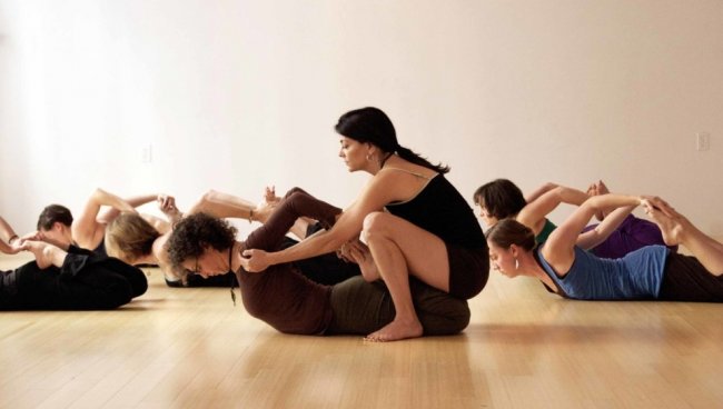 Хатха-йога: что это такое, упражнения для начинающих, самые первые позы, польза, противопоказания для занятий йогической практикой - «Мода и красота»