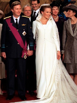 Платья-близнецы: 15 слишком похожих свадебных нарядов королевских особ - «Мода»