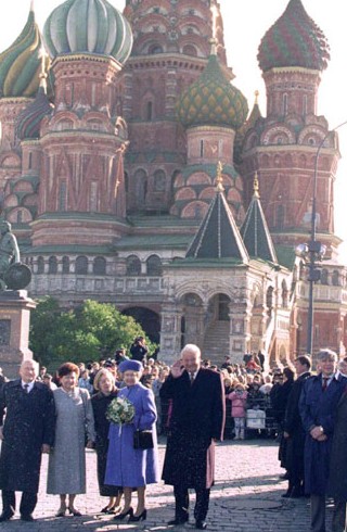 Как прошел единственный визит Елизаветы II в Россию - «Стиль жизни»