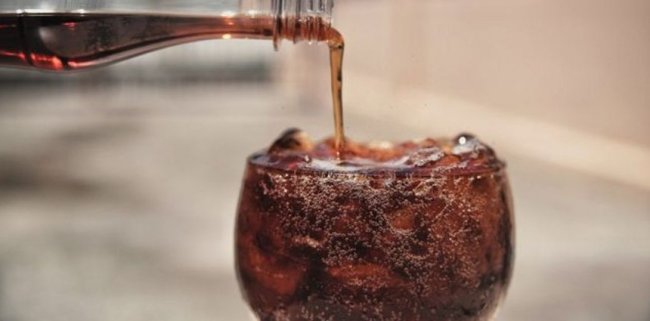 Есть ли польза в соках и газировке без сахара - «Здоровье»